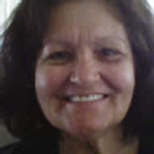 Meet your Posher, Lorrie